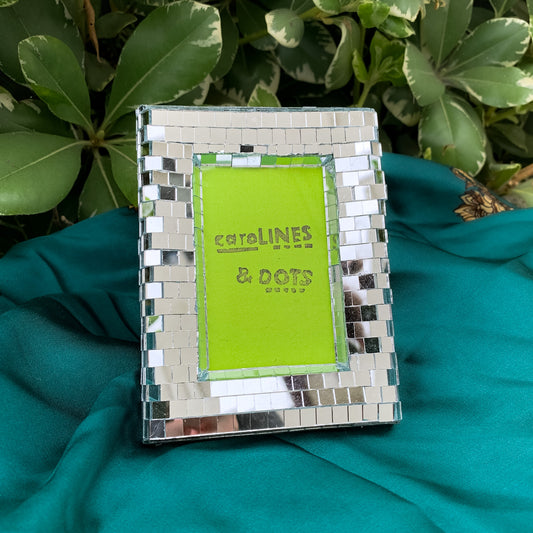 Polaroid Disco Frame