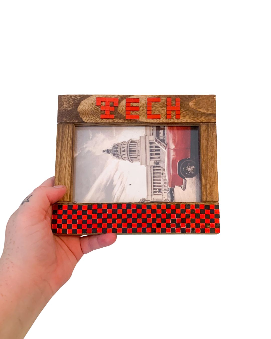 Tech Frame 7" x 6.25"